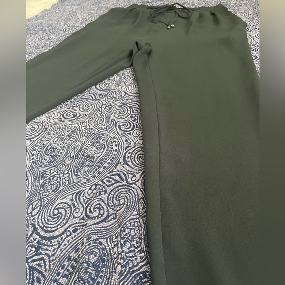 Elastic, high waist Trouser - Picture 2 of 7